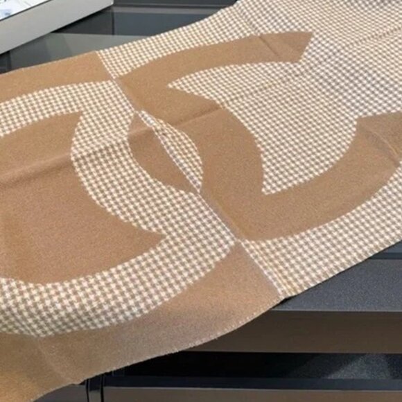 CHANEL Women’s Cream and Tan Soft Scarf - Picture 5 of 5